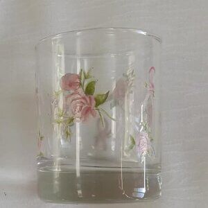 Beautiful vintage small glass with a heavy base and beautiful flower design X 1